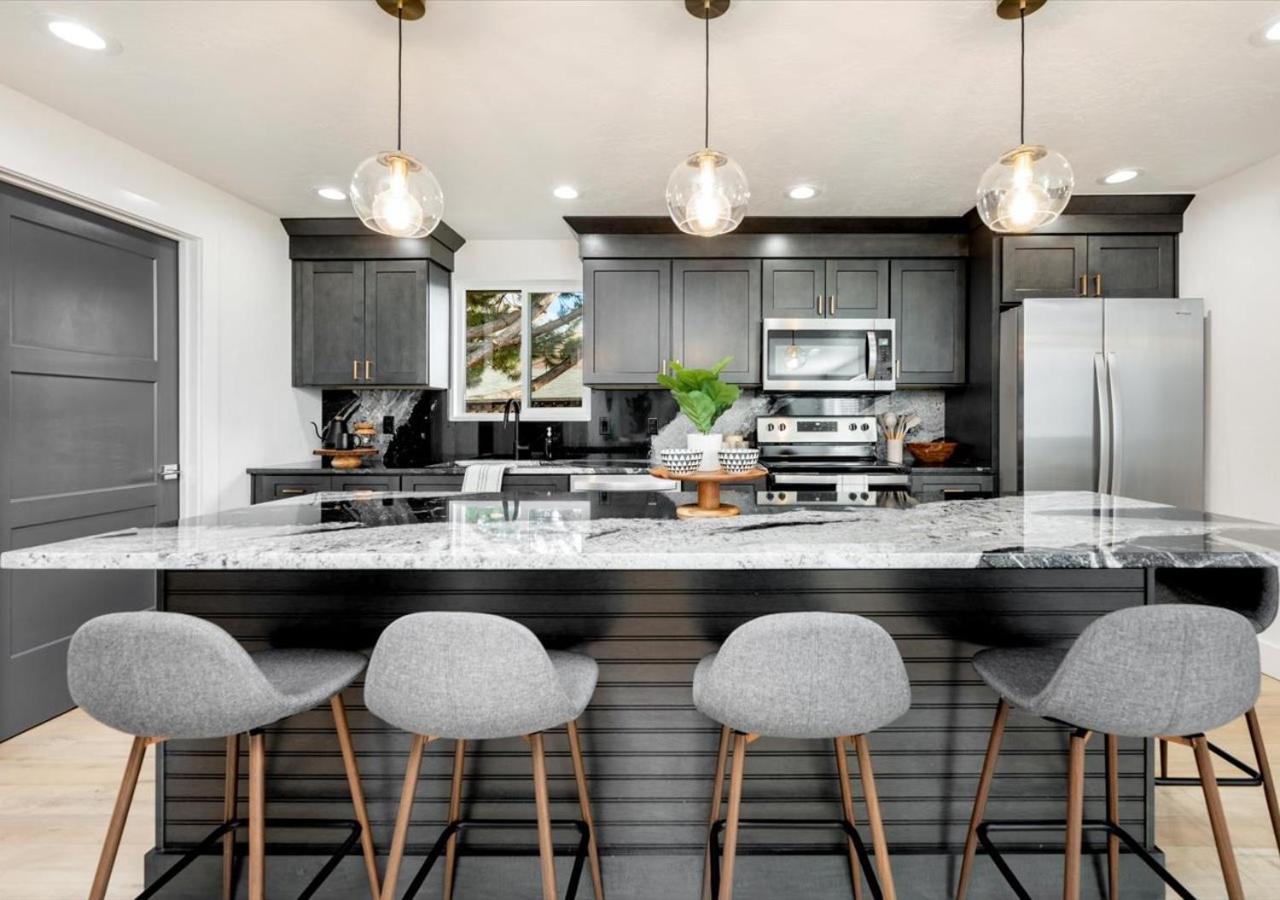 Mid Century Modern Boise-River Bungalow W/ Hot Tub 외부 사진