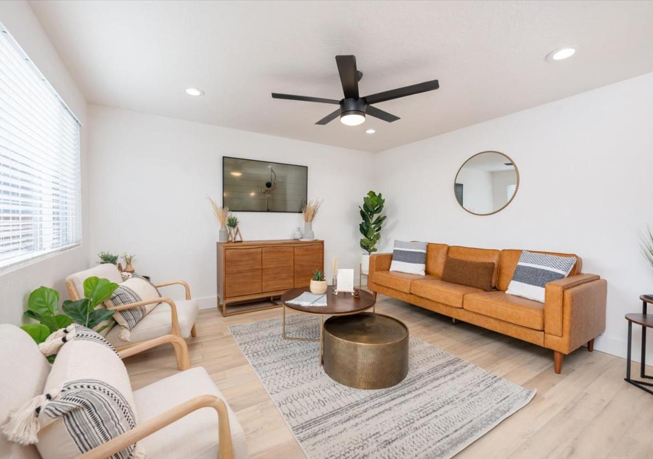 Mid Century Modern Boise-River Bungalow W/ Hot Tub 외부 사진